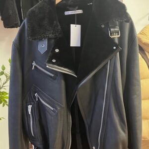 The Arrivals lambskin leather jacket Size L NWT
